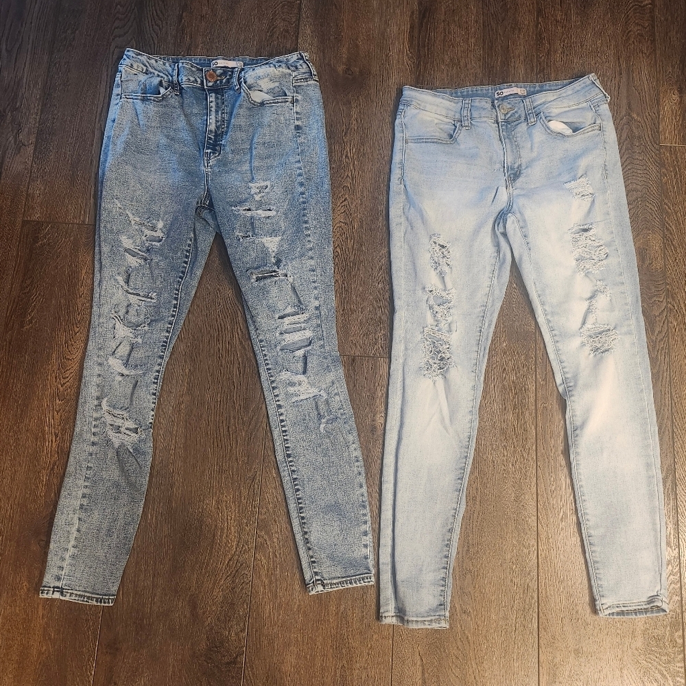 So BrandDistressed Denim Junior Jeggings - Light Blue and Blue Size 13